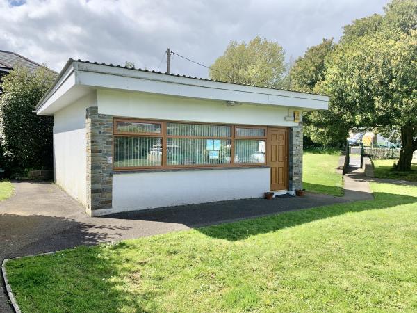 Photo Gallery Image - Maurice Huggins Exterior