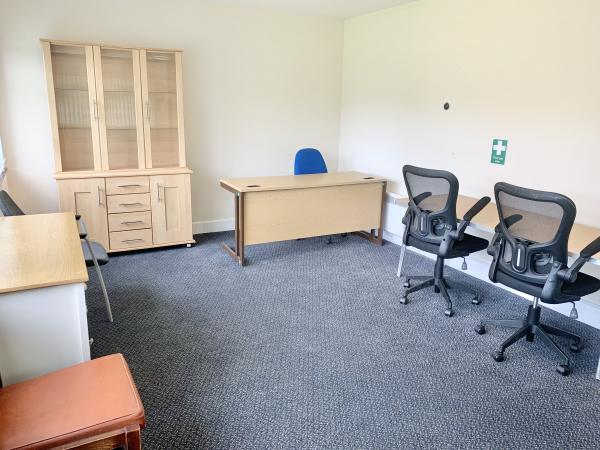 Photo Gallery Image - Main room